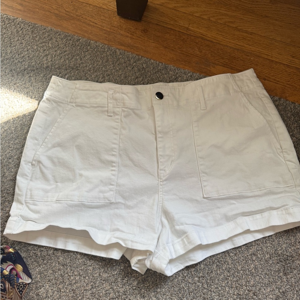 White Women's Shorts